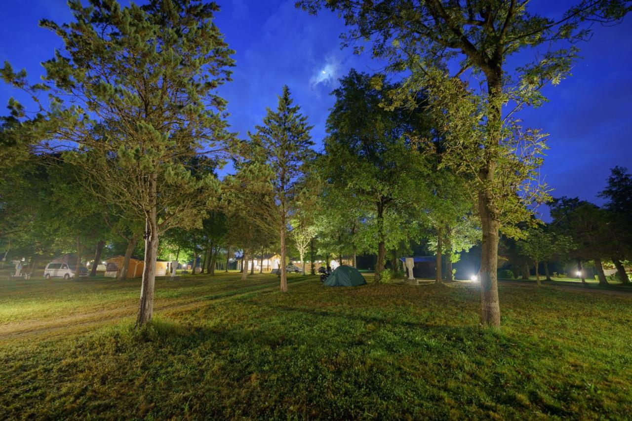 Camping Future Is Nature Playground Sala Biellese المظهر الخارجي الصورة